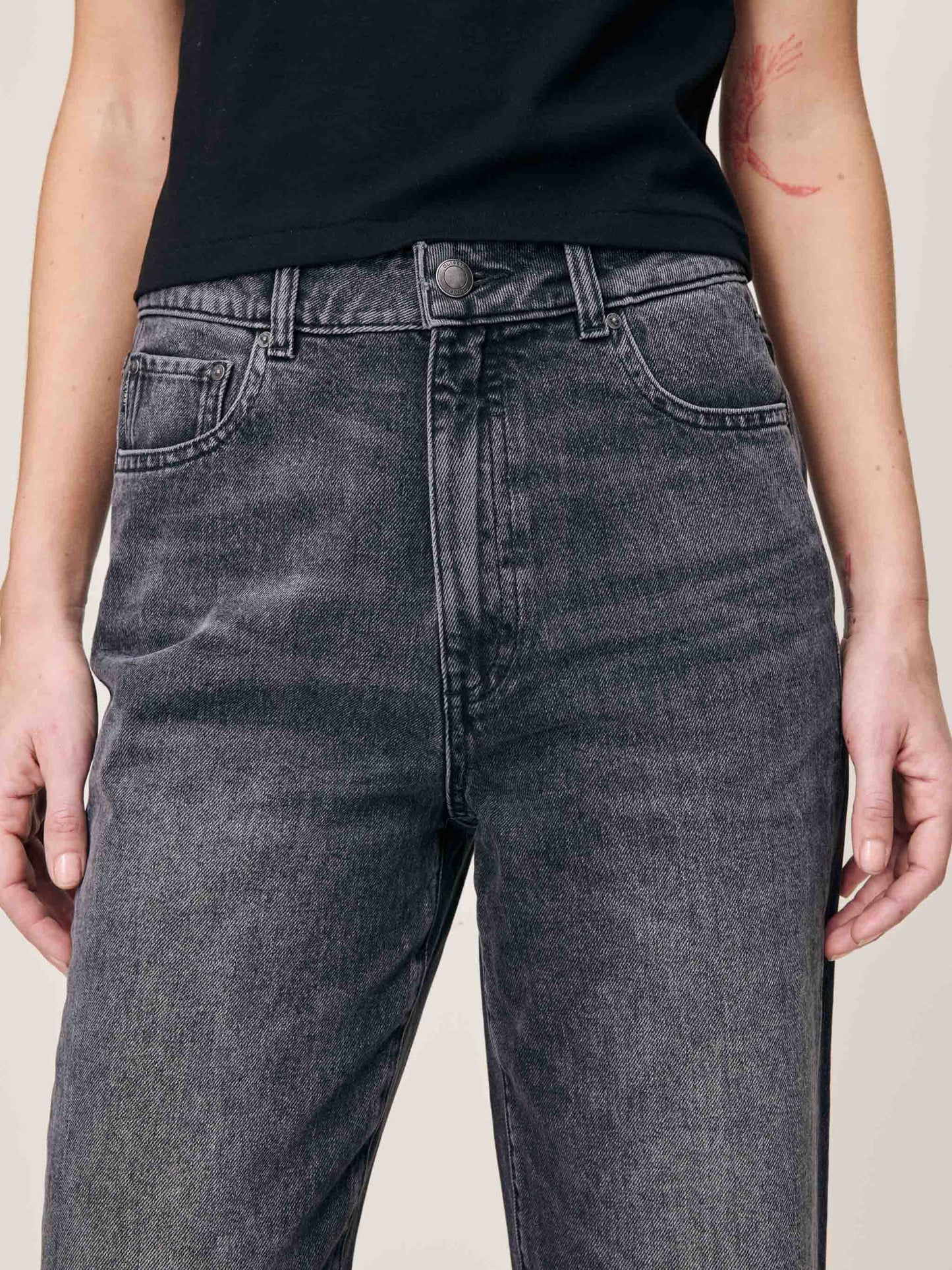 Karmine Refined Wide Leg High Rise 31" Jeans
