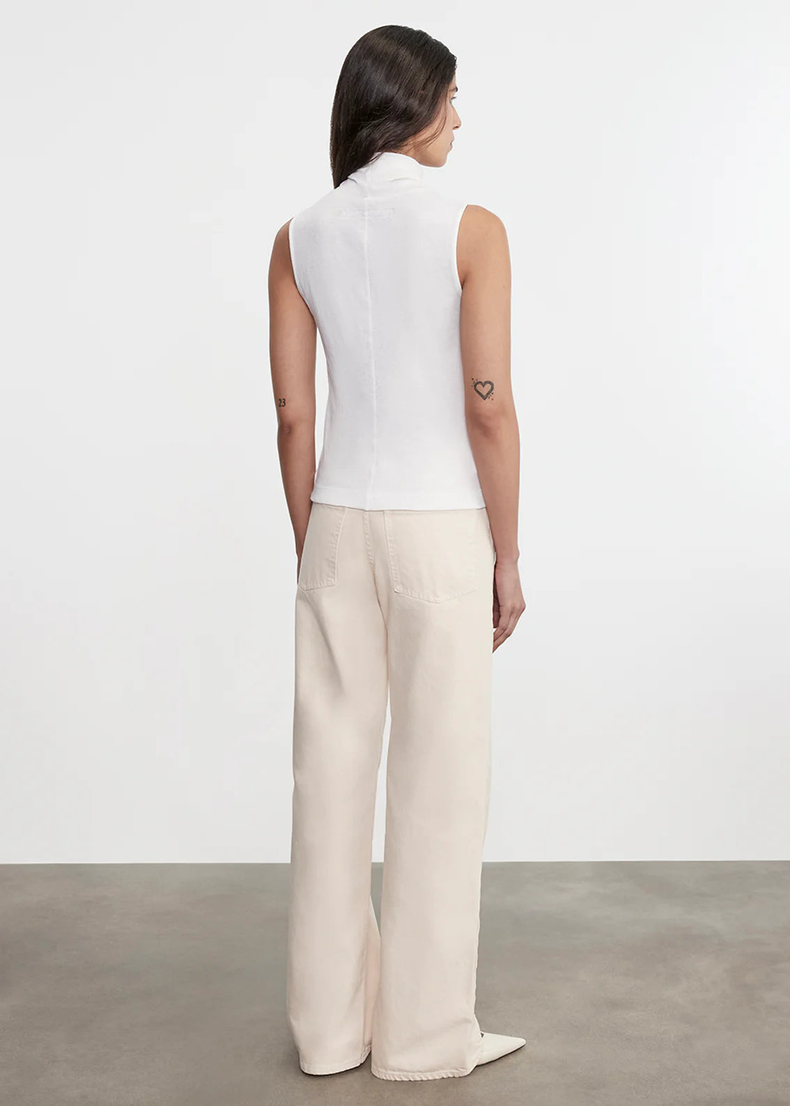 Relaxed Straight Leg Jean