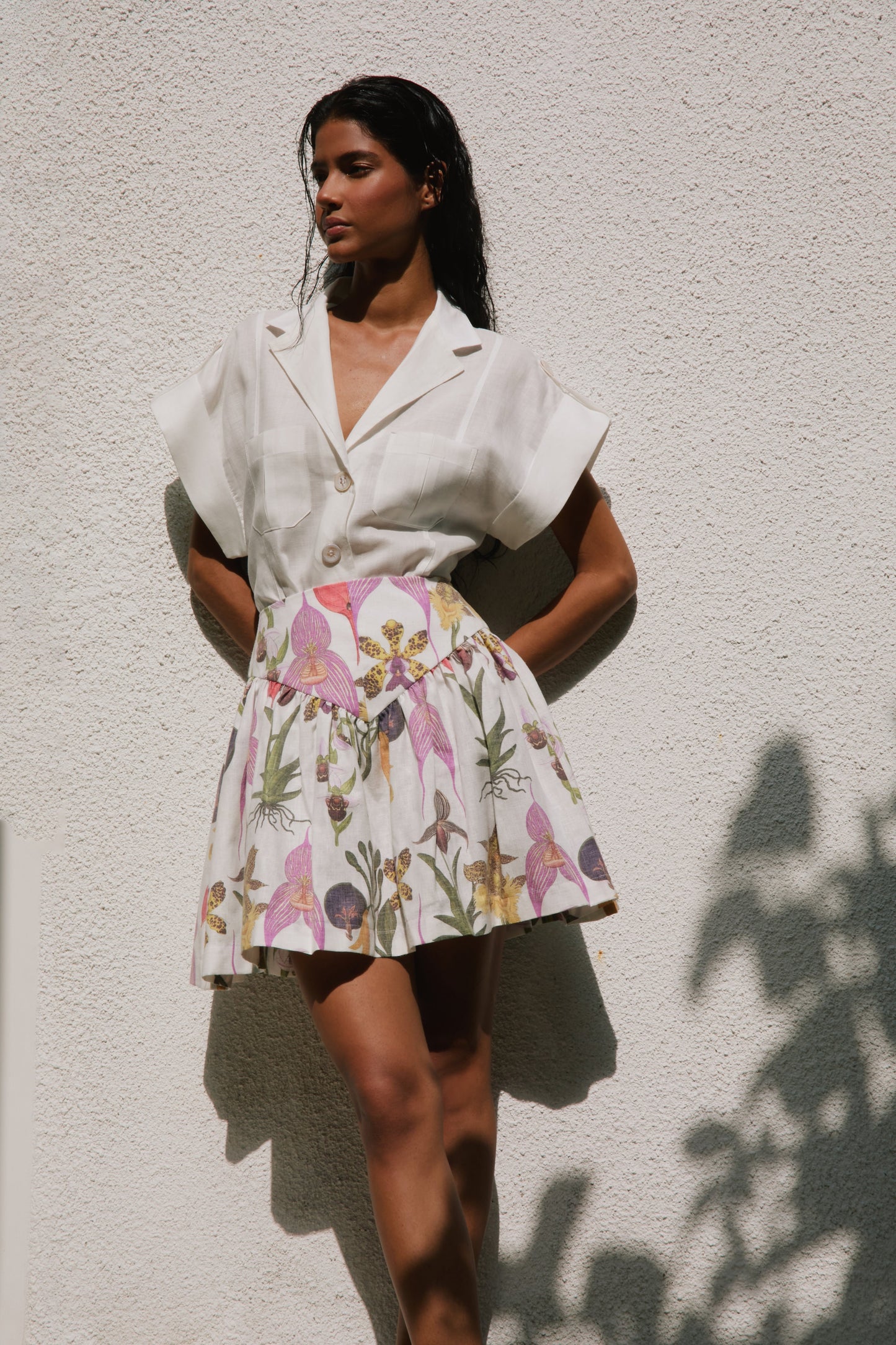 SOTAVENTO MINI SKIRT IN BOTANICA WHITE PRINT