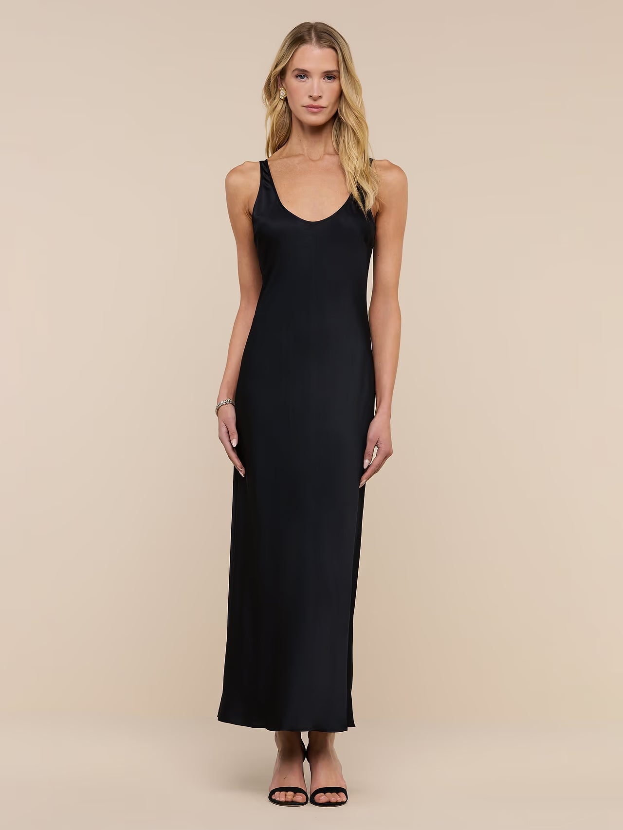 akiya satin maxi dress – MAD WOMAN Drawer Pulls time bestseller is now Meo Meli | Dresses Color:Winered-Short