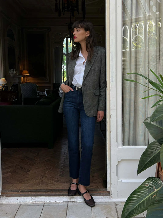 Halle Straight High Rise Instasculpt™ 29" Jeans