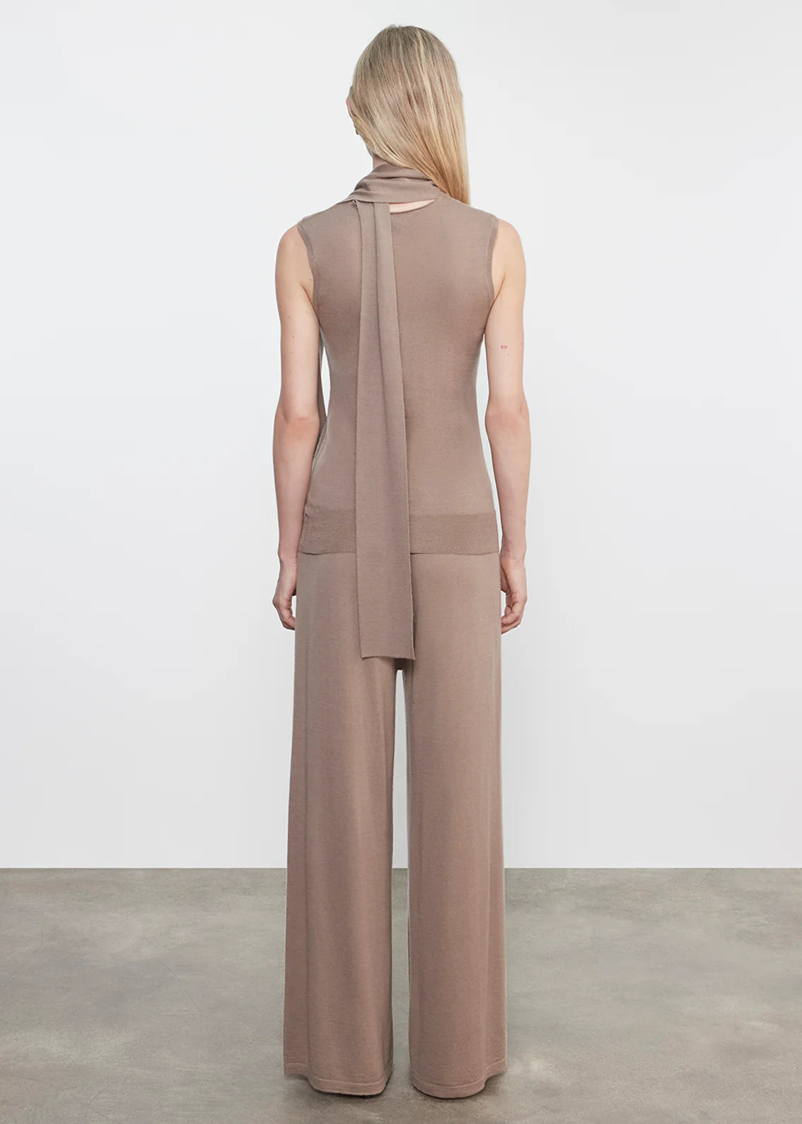 Cashmere Sleeveless Scarf Top