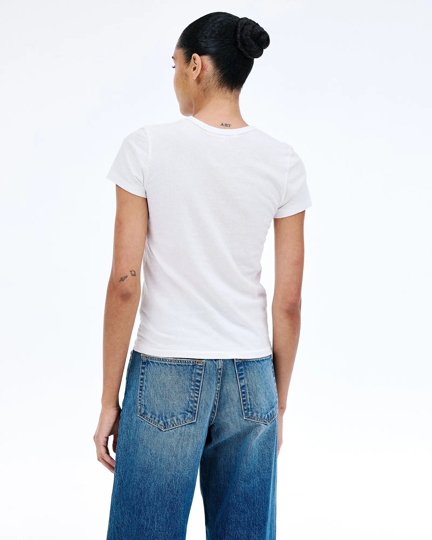 Simple Tee