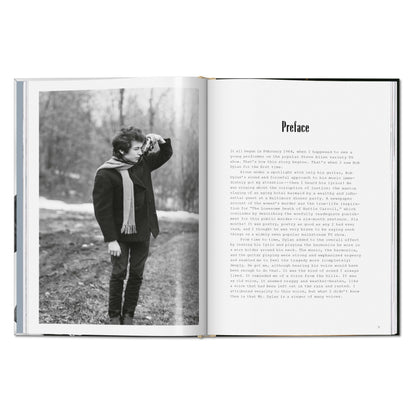 Daniel Kramer. Bob Dylan. A Year and a Day (English)