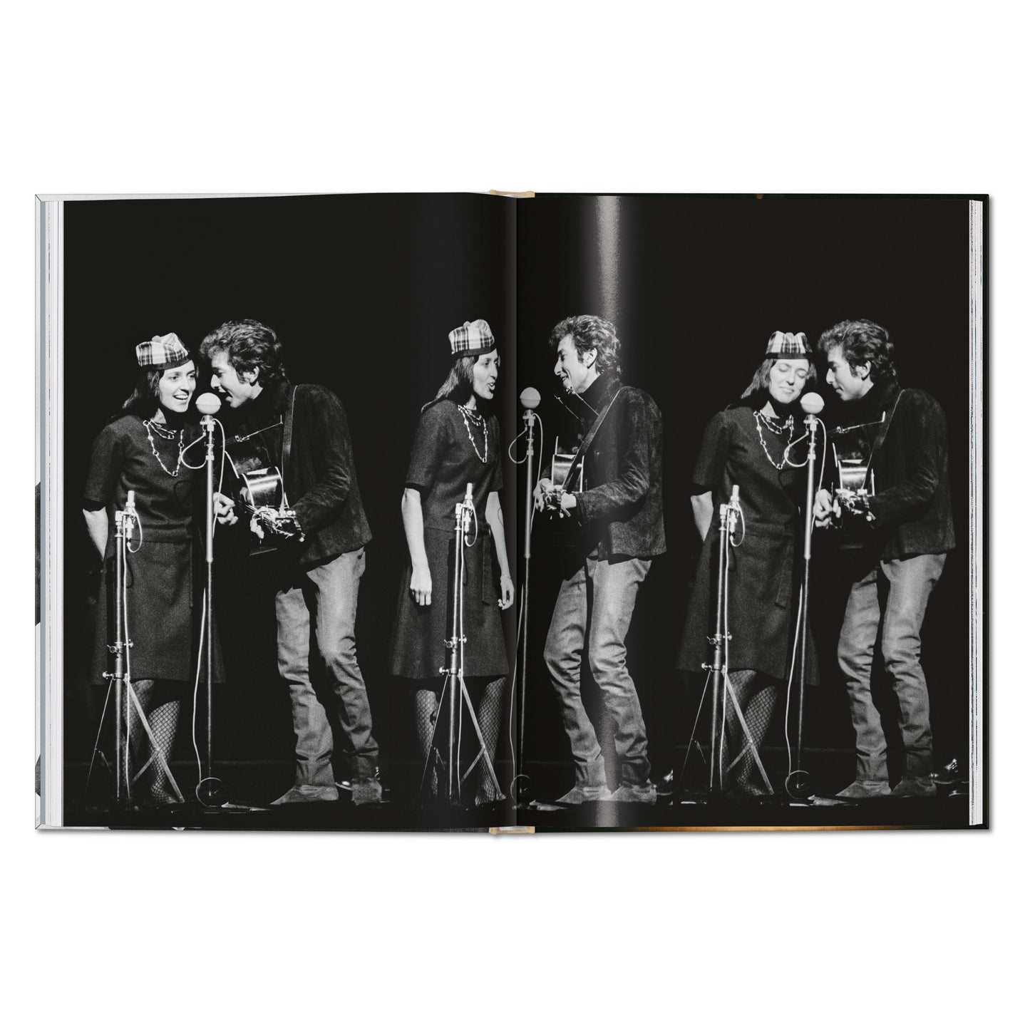 Daniel Kramer. Bob Dylan. A Year and a Day (English)