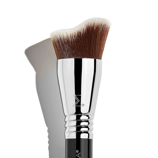 F83 Curved Kabuki™ Brush