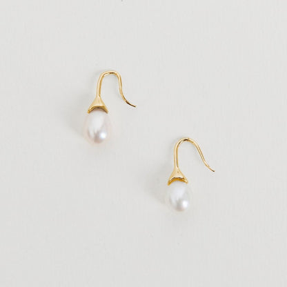ODETTE PEARL EARRINGS