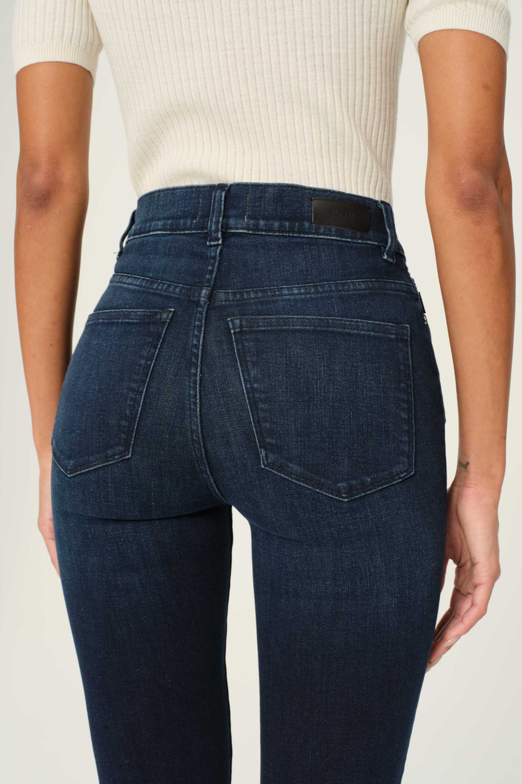 Halle Straight High Rise Instasculpt™ 29" Jeans