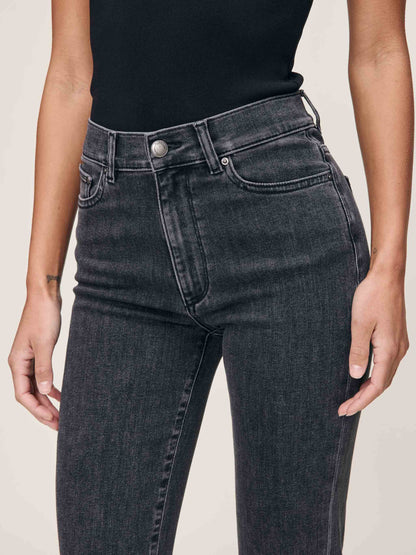Halle Straight High Rise Instasculpt™ 29" Jeans