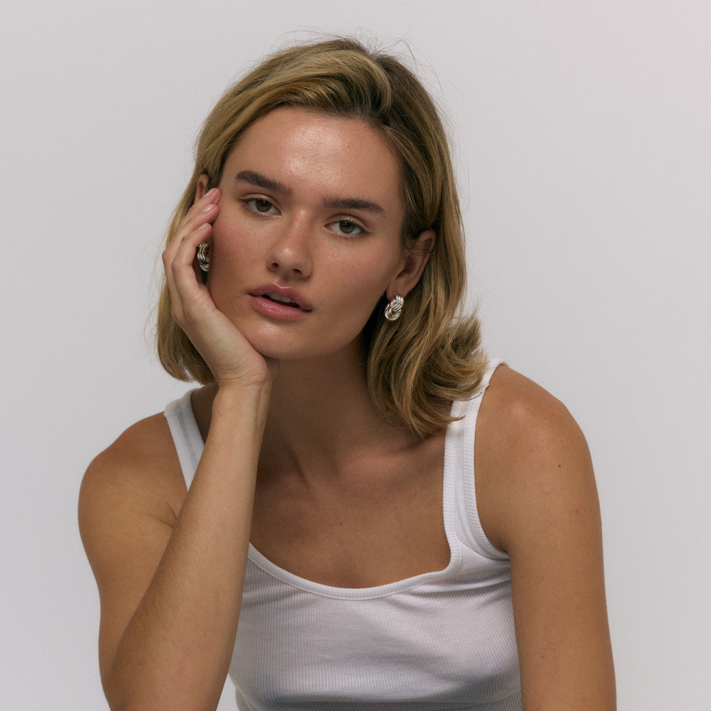 Heaven Mayhem BABY KNOT EARRINGS