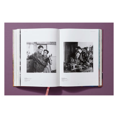 Frida Kahlo. The Complete Paintings (English)