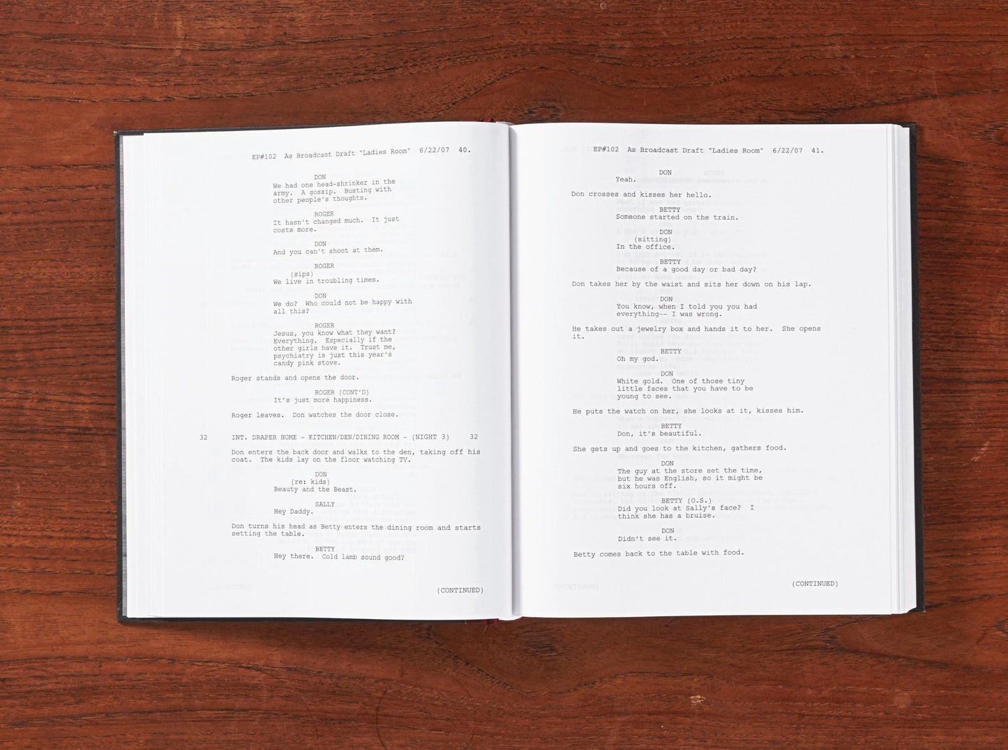 Matthew Weiner. Mad Men. 7 Vols. Script Edition  (English)