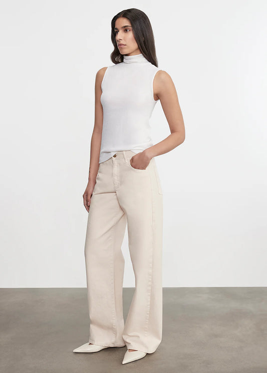 Relaxed Straight Leg Jean