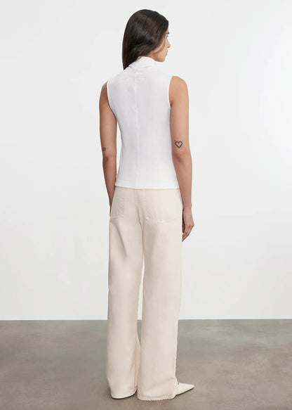 Relaxed Straight Leg Jean