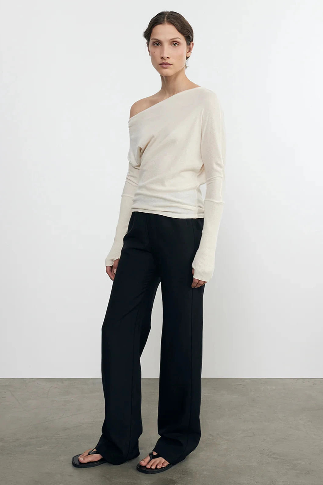 Cashmere Cuffed Off-Shoulder L/S