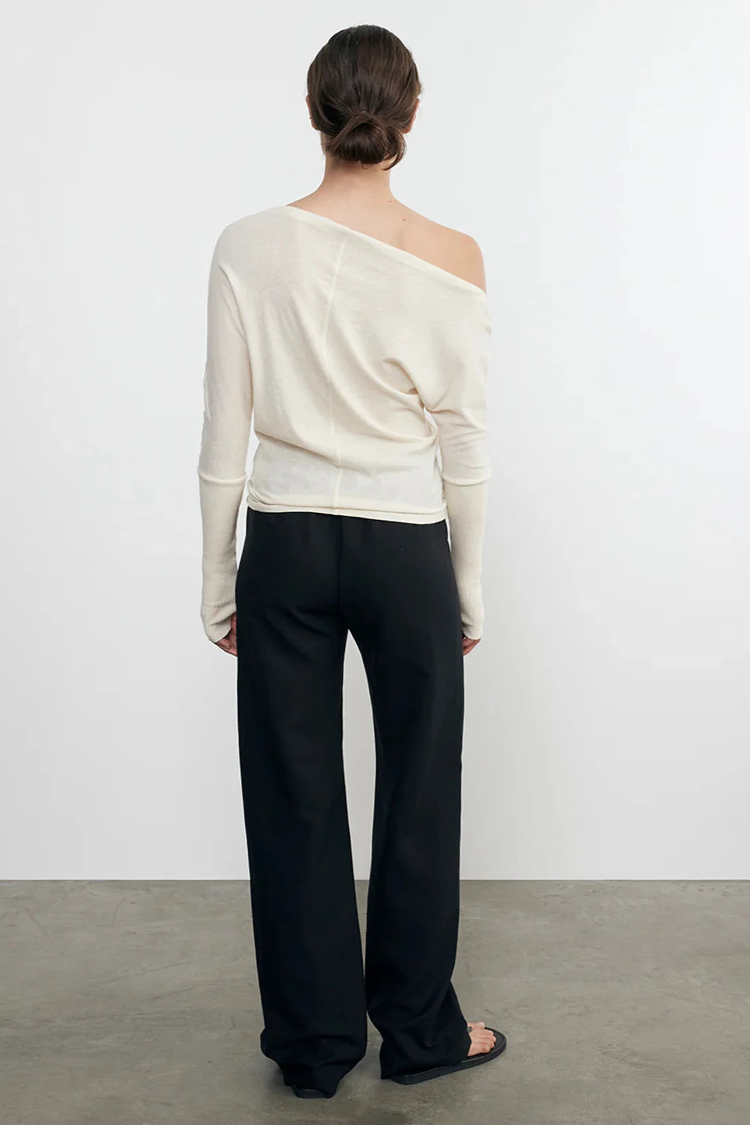 Cashmere Cuffed Off-Shoulder L/S