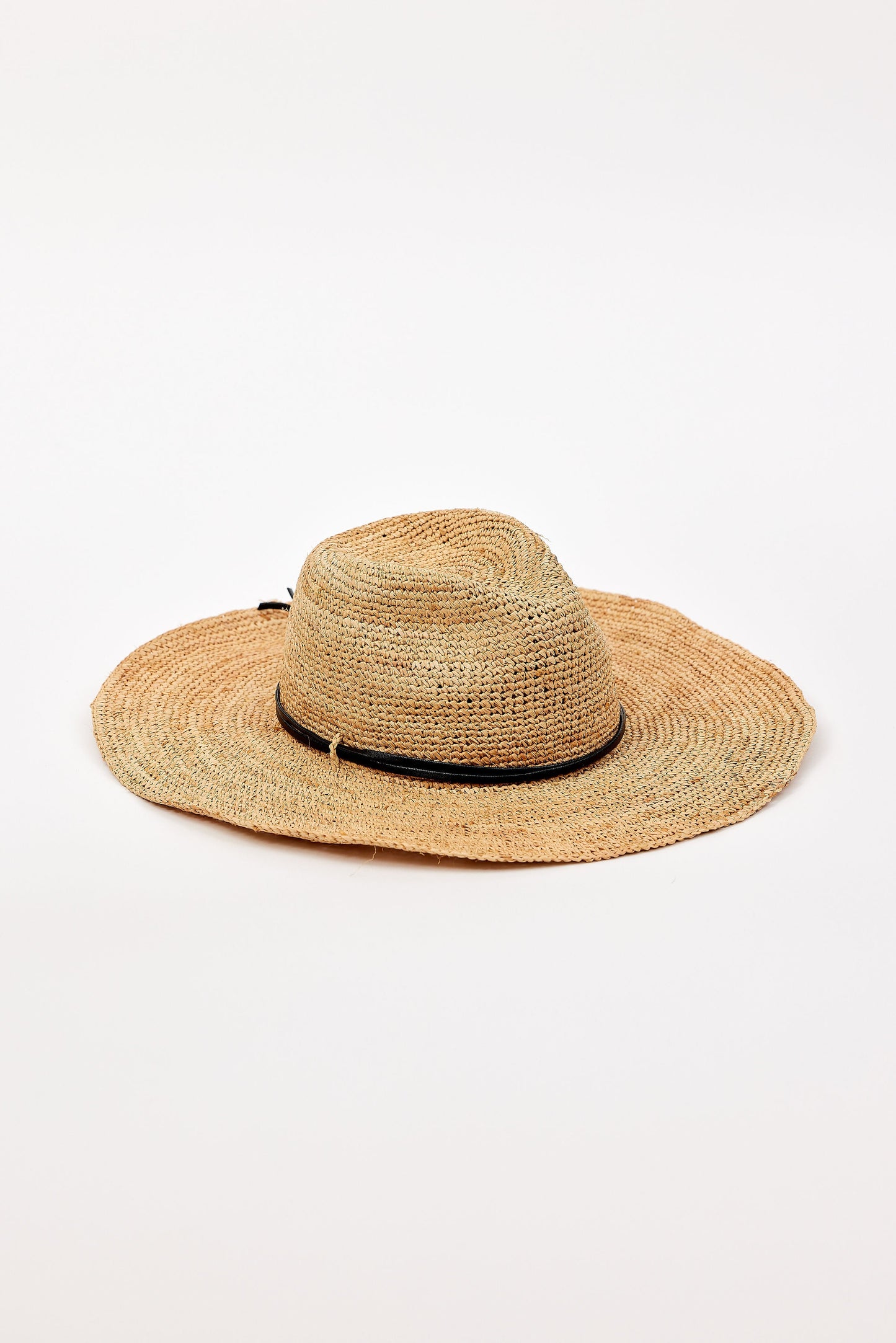 Raffia Crochet Continental