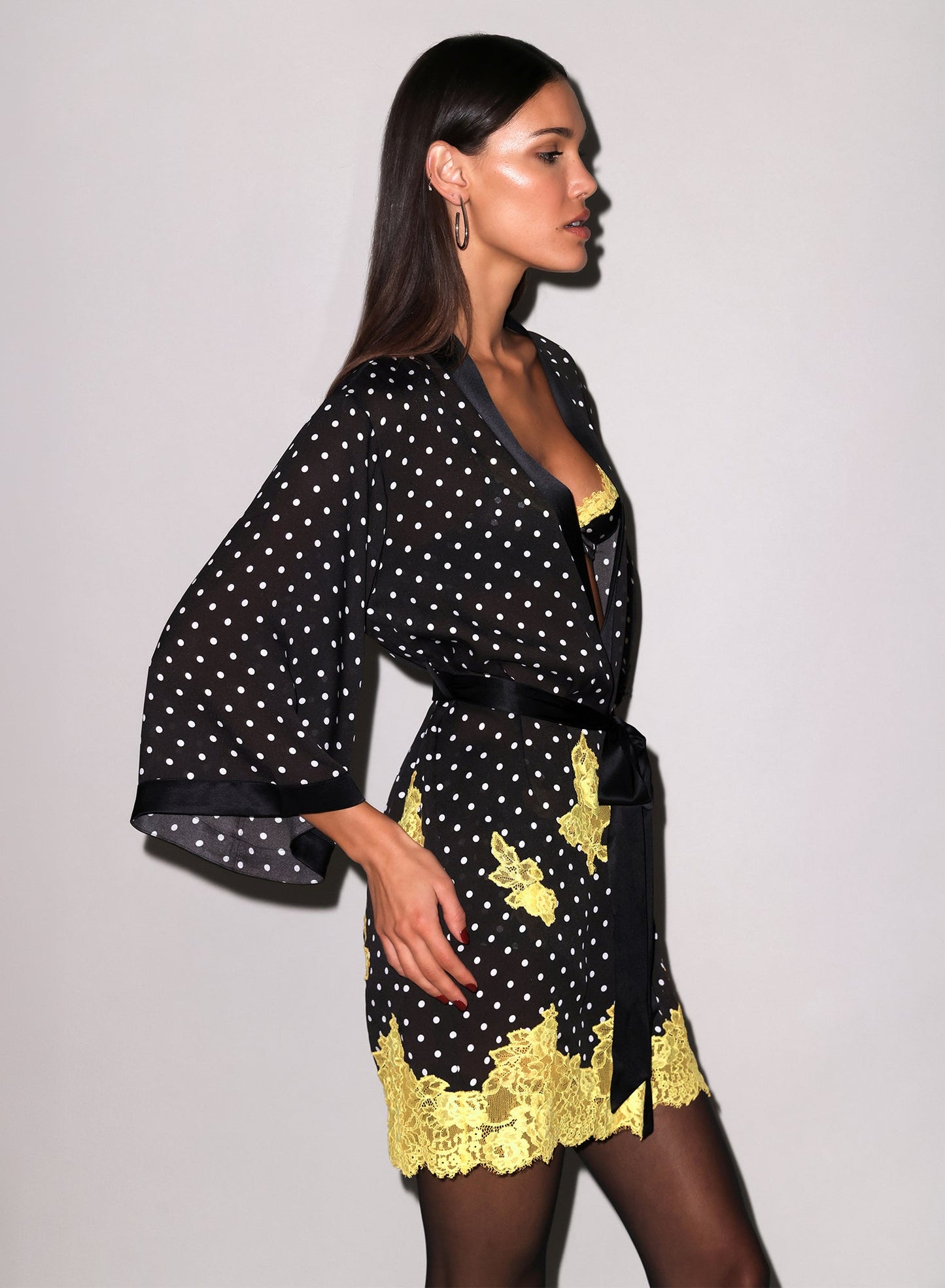 Juliet Lace Robe