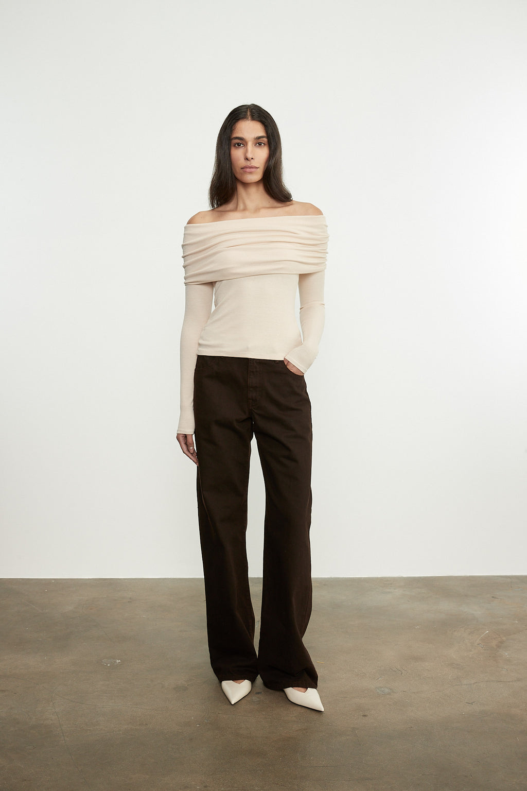 Silk Rib L/S Off-Shoulder Top