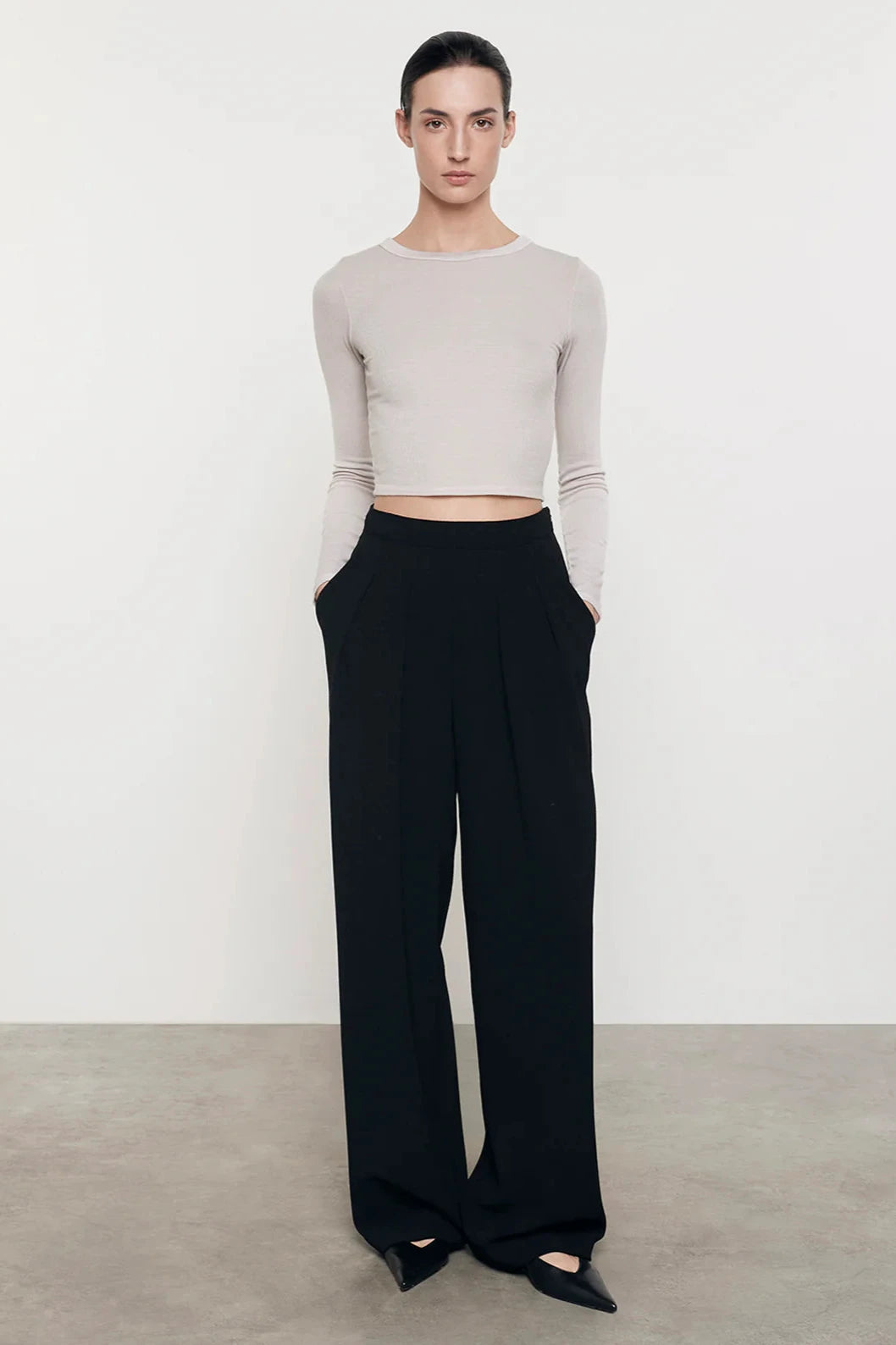 Crepe Essential Trouser