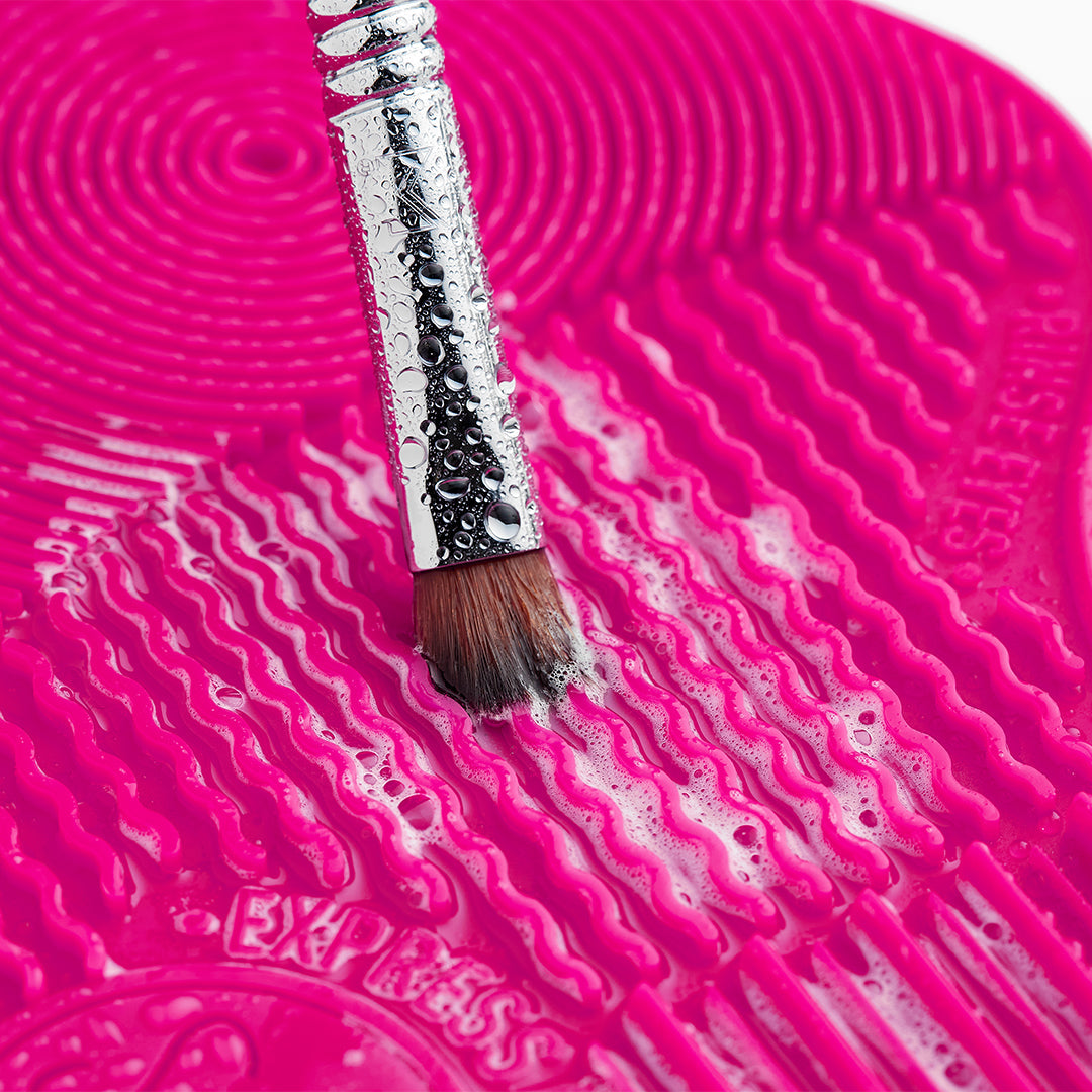 Sigma Spa® Express Brush Cleaning Mat