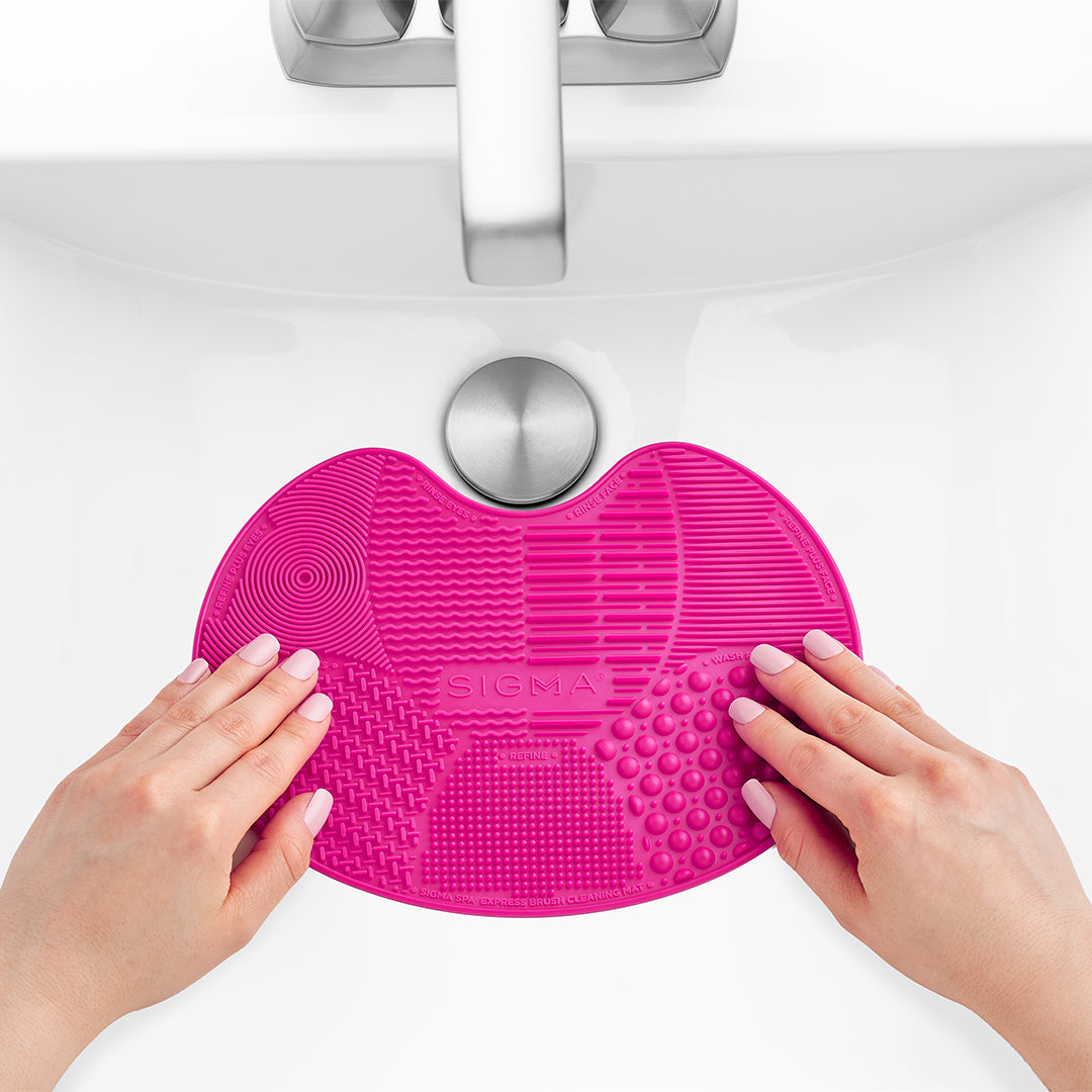 Sigma Spa® Express Brush Cleaning Mat