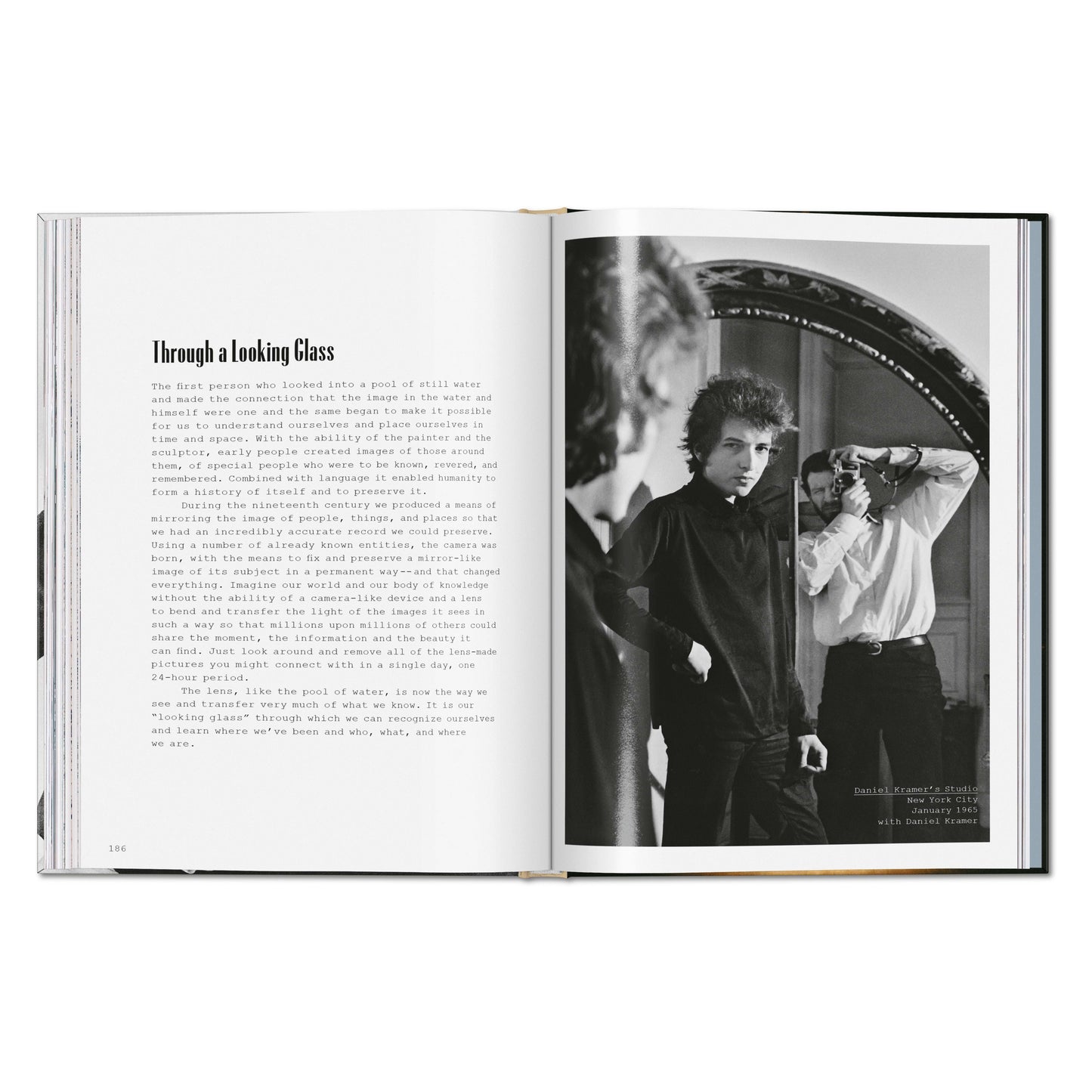 Daniel Kramer. Bob Dylan. A Year and a Day (English)