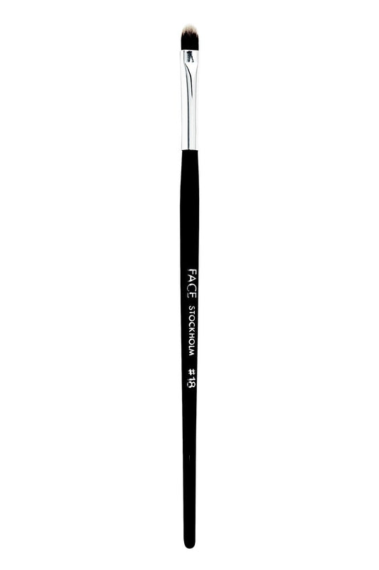 Medium Lip Brush #18