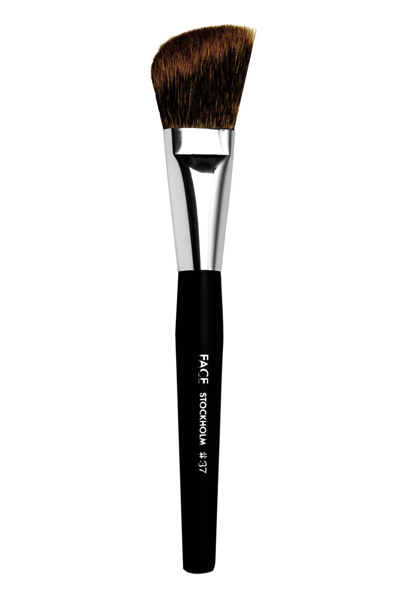 Large Angled Powder Brush #37